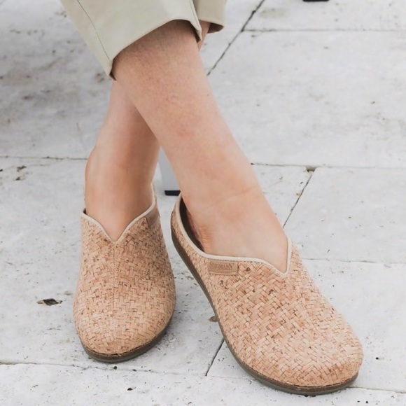 Stegmann Women's Slip-On Loafer in Black - Picture 6 of 17